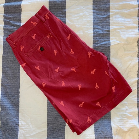 NEW Red Lobster Print Cotton Chino Shorts - Picture 2 of 9